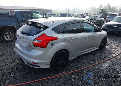 2014 Ford Focus St z USA, uszkodzony, nr VIN 1FADP3L92EL282243